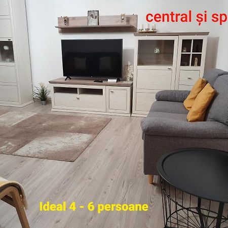 Mia Central Apart, 3 Rooms, 2 Baths, Afi Mall Brasov Luaran gambar