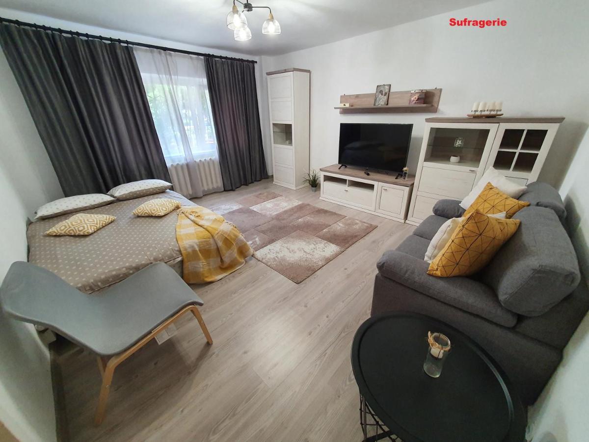 Mia Central Apart, 3 Rooms, 2 Baths, Afi Mall Brasov Luaran gambar